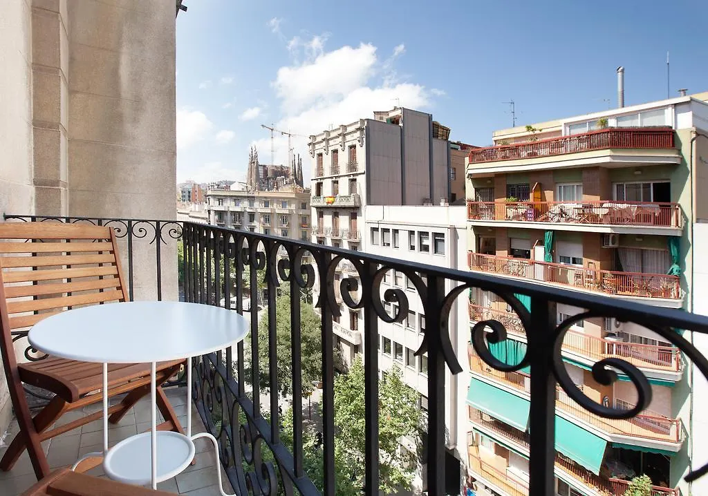 Easysleep Eixample Apartment Barcelona 0*,